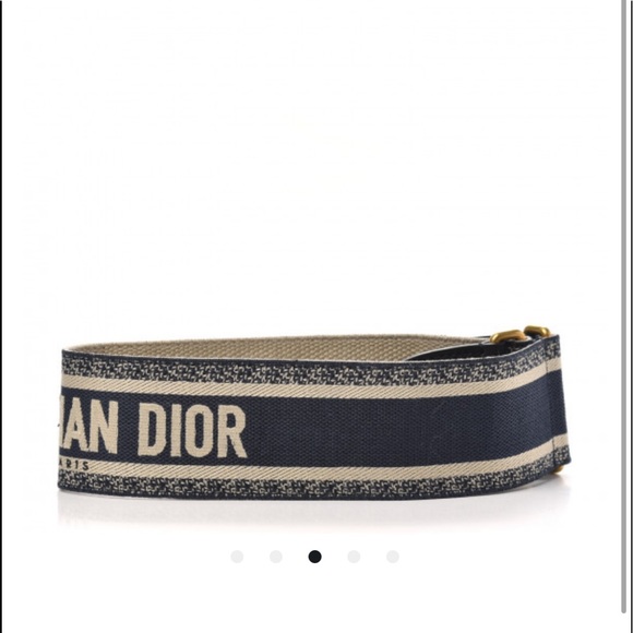 CHRISTIAN DIOR
Canvas Embroidered Book Belt - Picture 3 of 7